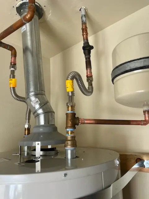 Water heater installation and plumbing repair in Kendale Lakes North
